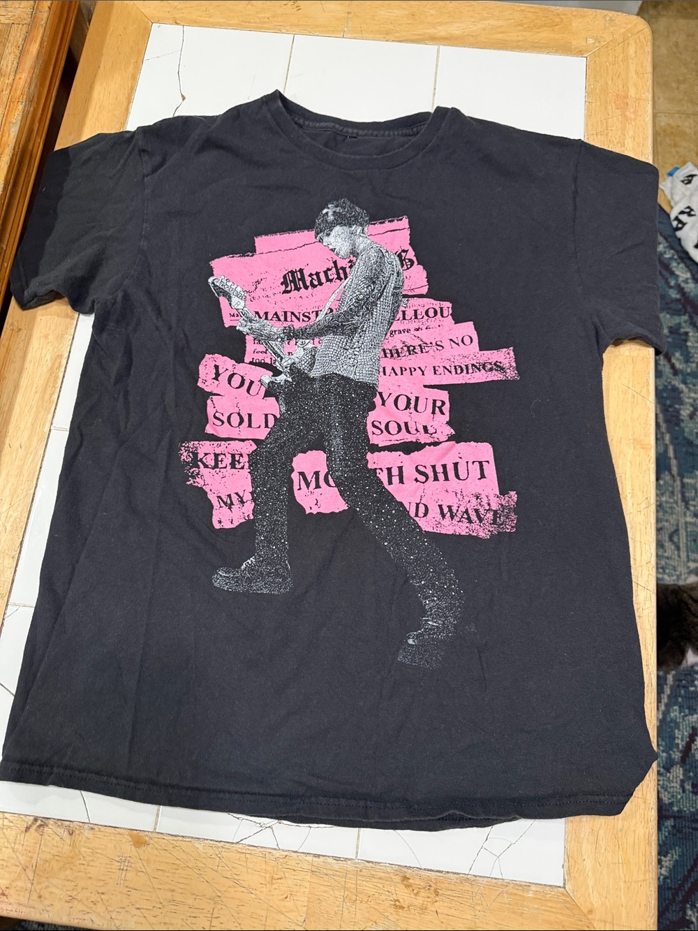 Machine Gun Kelly Mainstream sell out  Graphic Band Tee